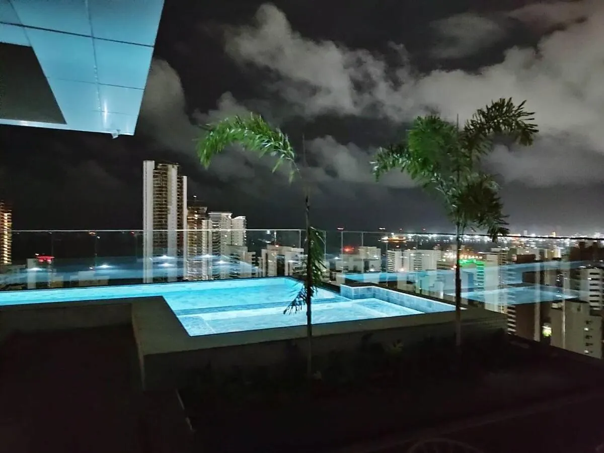 Beach Class Meireles Condominium 福塔雷萨
